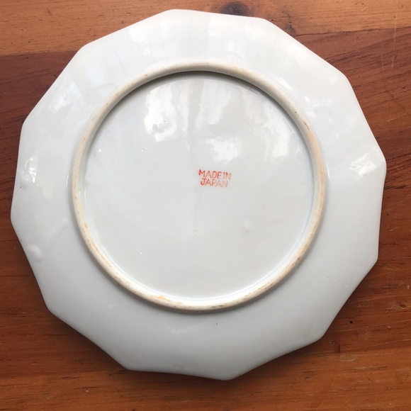 Little Porcelain Handle Serving Plate - Picture 5 of 7